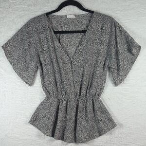 478-Sienna Sky Black and White Blouse‎